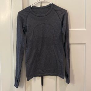 Like new Lululemon Swift Tech Long sleeve